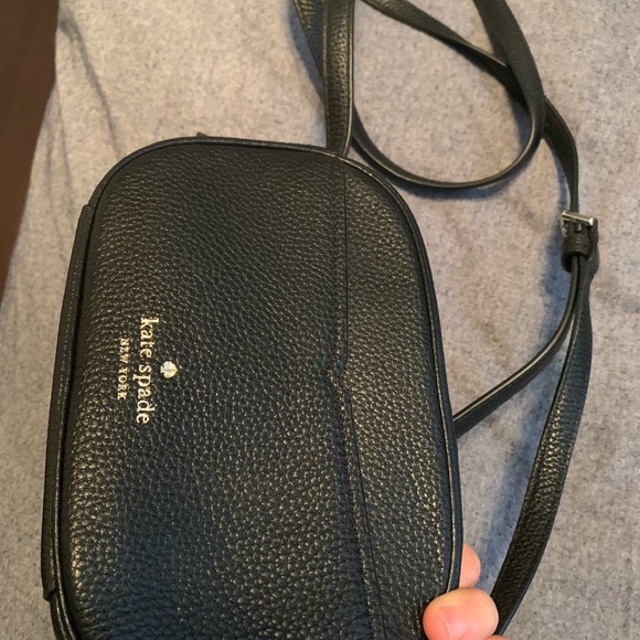 Kate Spade Camera bag, brand new condition. Beautiful pebbled leather. - Picture 4 of 4